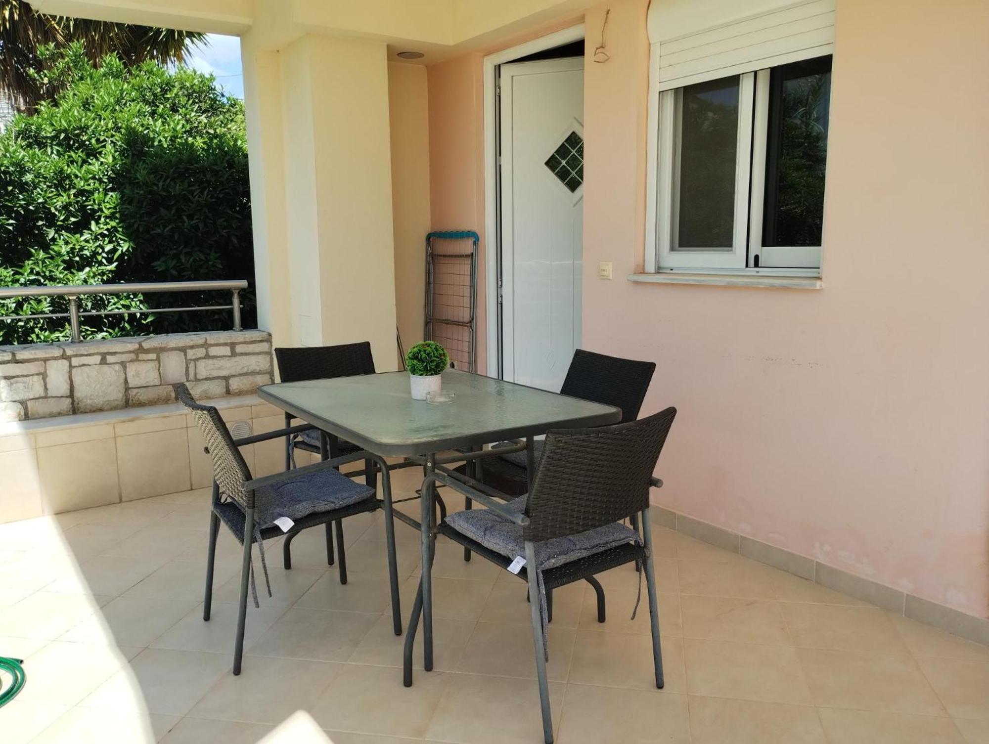 Kalamata Beach Maisonette Bagian luar foto