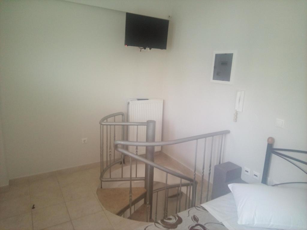 Kalamata Beach Maisonette Bagian luar foto